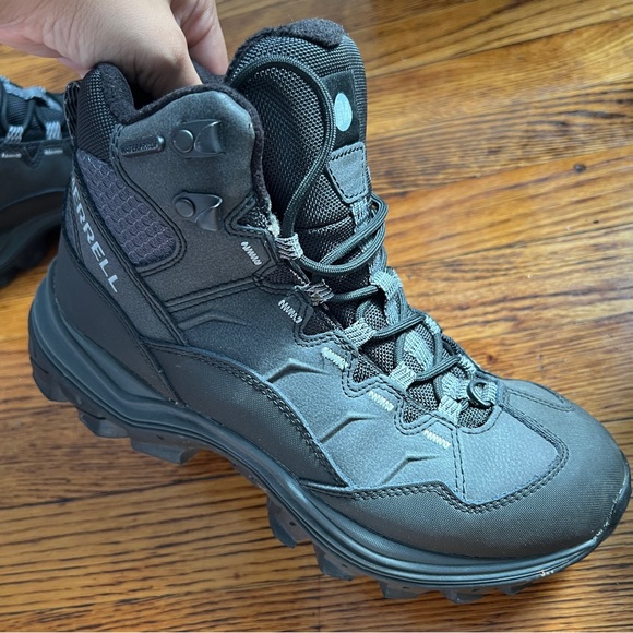 Merrell Waterproof Boots - Picture 4 of 9